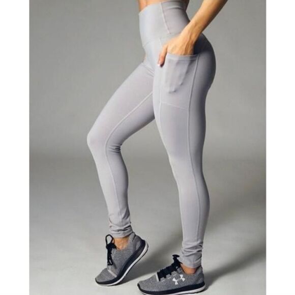BuffBunny Luna Leggings - Picture 1 of 15
